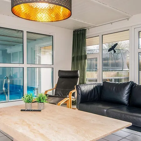 Luxury Pool House By Sea - By Traum بيت للعطل *