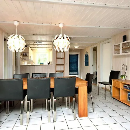 12 Person In Nordborg